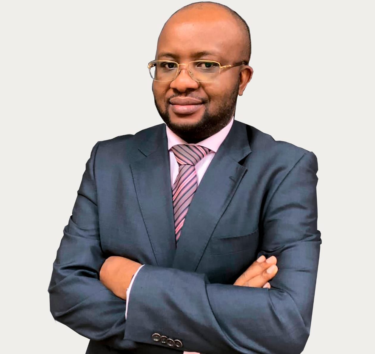 Prof. Eduardo Ekundi Valentim 