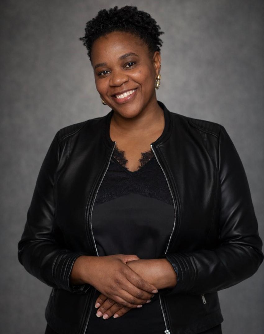 Prof. Tomásia Morais